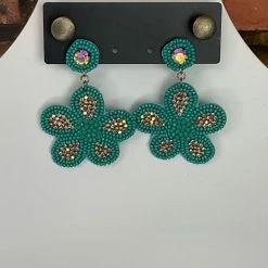 The Sparkling Spur Jewelry Beaded Flower Earrings