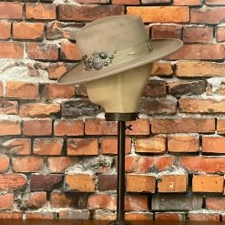 Double D Ranch - Adirondacks Trade Silver Hat Hats/Headbands/Scarves/Gloves