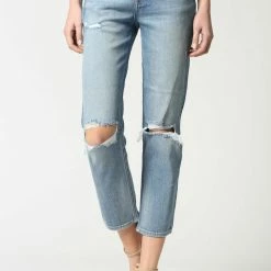 Hidden New Arrivals Zoey Basic Button Fly Mom Jeans