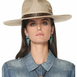 Double D Ranch Wear - Cynthia Hats/Headbands/Scarves/Gloves Making Horse Medicine Hat 13 Double D Ranch Wear - Cynthia Hats/Headbands/Scarves/Gloves Making Horse Medicine Hat