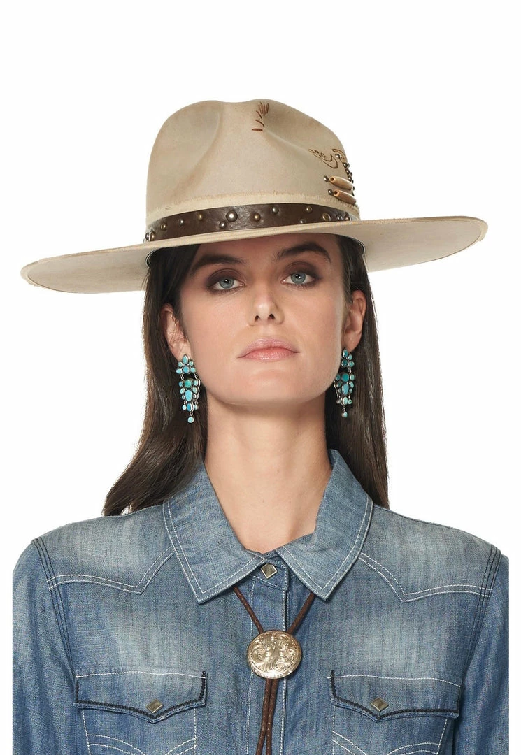 Double D Ranch Wear - Cynthia Hats/Headbands/Scarves/Gloves Making Horse Medicine Hat 7 Double D Ranch Wear - Cynthia Hats/Headbands/Scarves/Gloves Making Horse Medicine Hat