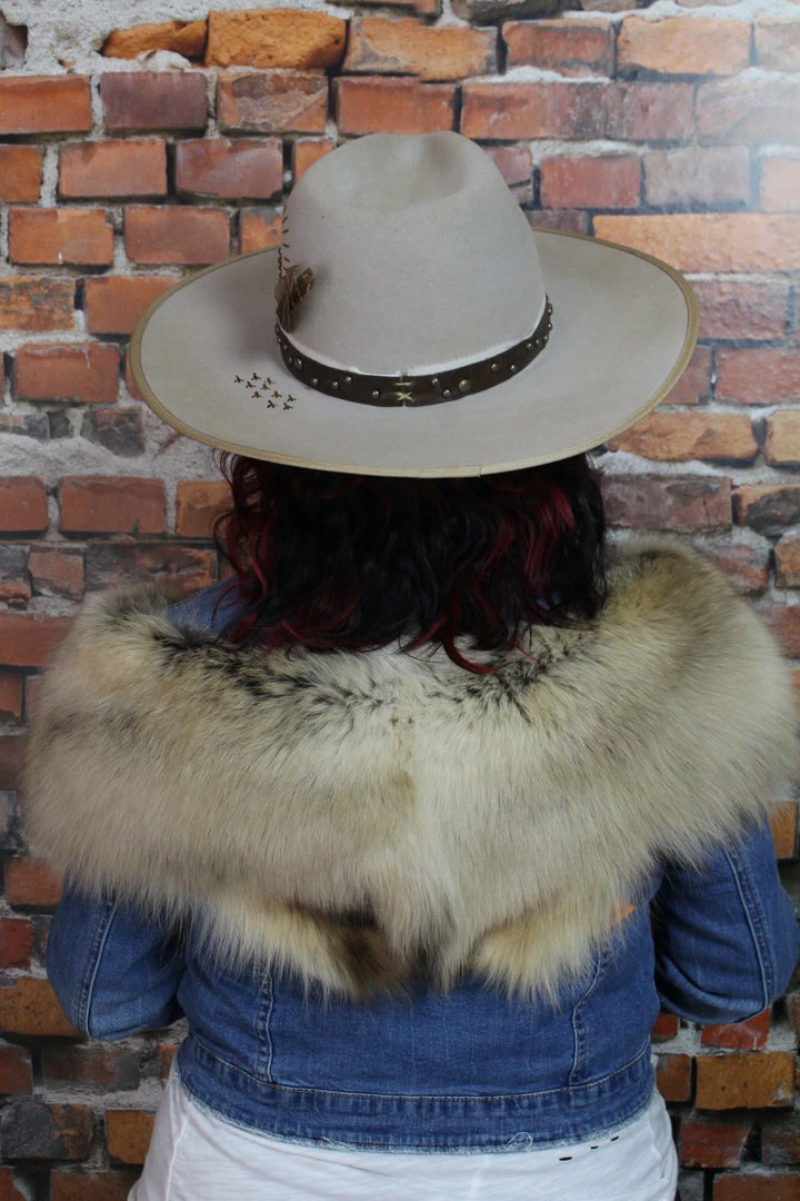 Double D Ranch Wear - Cynthia Hats/Headbands/Scarves/Gloves Making Horse Medicine Hat 5 Double D Ranch Wear - Cynthia Hats/Headbands/Scarves/Gloves Making Horse Medicine Hat