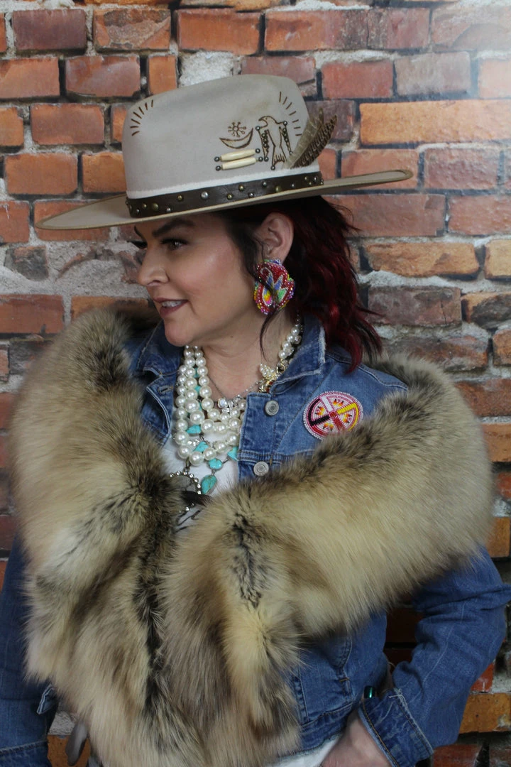 Double D Ranch Wear - Cynthia Hats/Headbands/Scarves/Gloves Making Horse Medicine Hat 3 Double D Ranch Wear - Cynthia Hats/Headbands/Scarves/Gloves Making Horse Medicine Hat