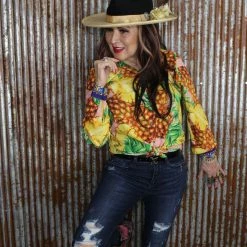 The Sparkling Spur Miss Dolce Vibes