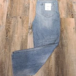 Hidden New Arrivals Zoey Basic Button Fly Mom Jeans 15 Hidden New Arrivals Zoey Basic Button Fly Mom Jeans