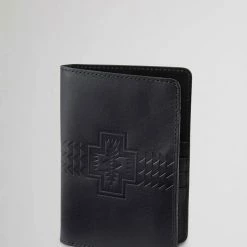 Pendleton Accessories Leather Embossed Passport Holder