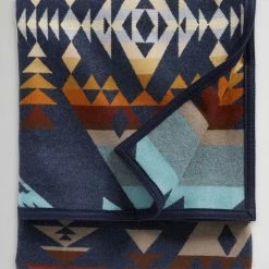 Pendleton Diamond Peak Blanket