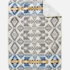 Pendleton Silver Bark Sherpa Stroller BLANKET