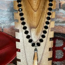 The Sparkling Spur Jewelry Clear Crystal Drop W/Black And Clear Cut Beads