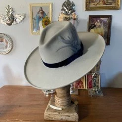 Dusty’s Originals The Missouri Hats/Headbands/Scarves/Gloves