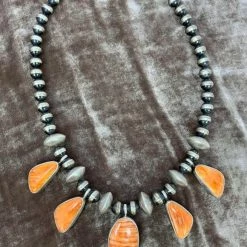 The Sparkling Spur Spiny Oyster Necklace